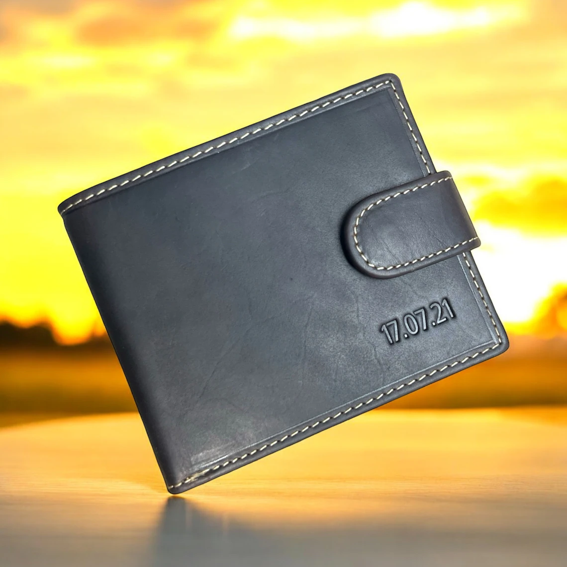 Personalised Wallet Premium Quality Leather Men's Wallet | Gift For Him | Anniversary, Groomsmen, Birthday, Graduation Gift, Christmas Gift