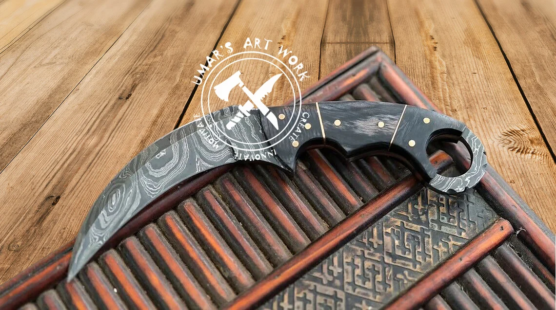 Karambit knife Damascus Hunting Knife Hand Forged Damascus Bowie Knife Damascus Steel Hunting Karambit Custom Gift For Father 2024 Gift