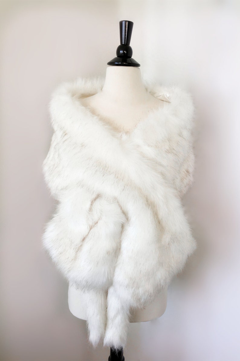 Ivory with black tips faux fur bridal wrap, Wedding Fur shrug, ivory Fur Wrap, Bridal Faux Fur Stole Fur Shawl Cape (Lilian Wht03)