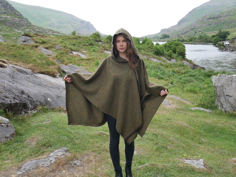 Irish Donegal Tweed Wool Hooded Ruana, Wrap, Cape, Arisaid - Speckled Forest Green -100% Pure New Wool- Limited Stock - HANDMADE IN IRELAND