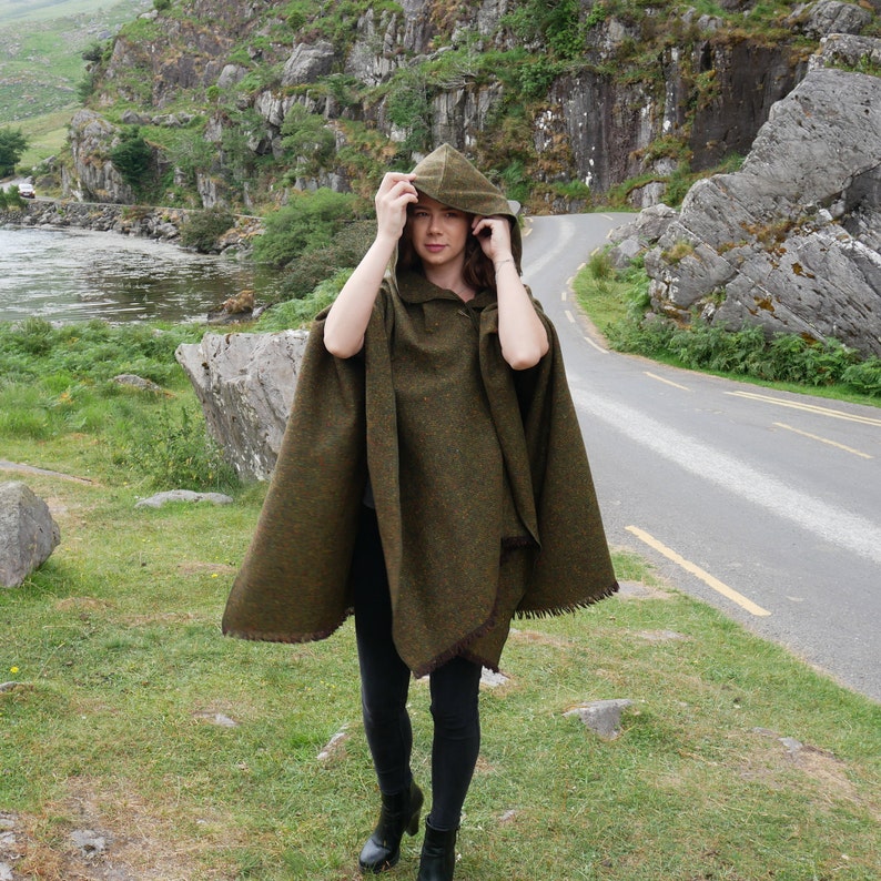 Irish Donegal Tweed Wool Hooded Ruana, Wrap, Cape, Arisaid - Speckled Forest Green -100% Pure New Wool- Limited Stock - HANDMADE IN IRELAND