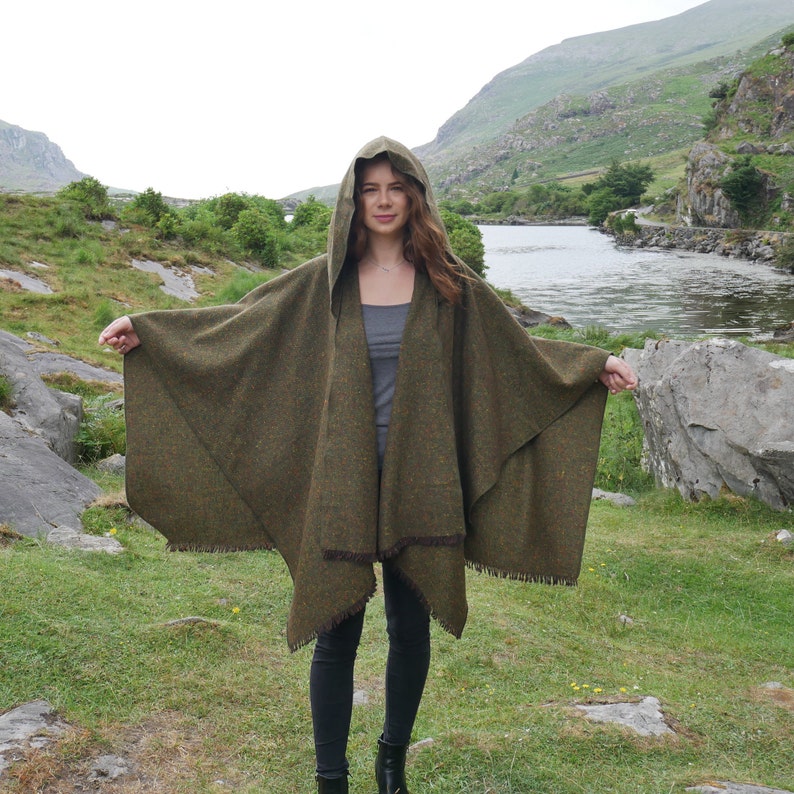 Irish Donegal Tweed Wool Hooded Ruana, Wrap, Cape, Arisaid - Speckled Forest Green -100% Pure New Wool- Limited Stock - HANDMADE IN IRELAND