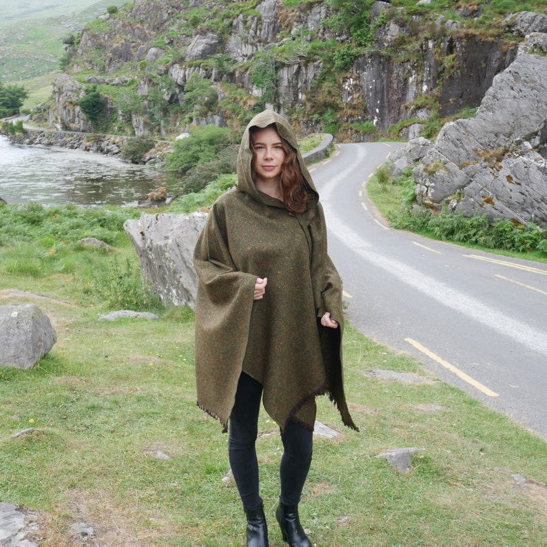 Irish Donegal Tweed Wool Hooded Ruana, Wrap, Cape, Arisaid - Speckled Forest Green -100% Pure New Wool- Limited Stock - HANDMADE IN IRELAND