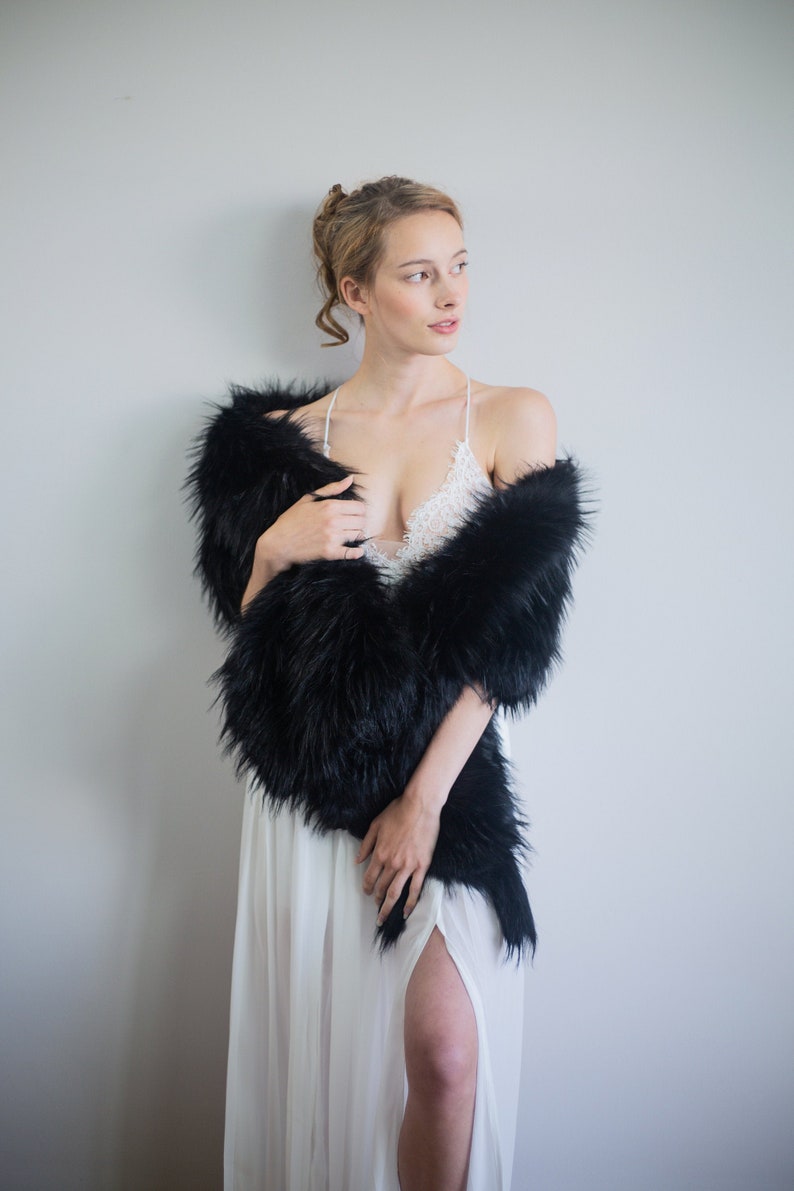 Black Faux Fur Wrap, Fur shrug, Black Fur Wrap, Bridal Faux Fur Stole Fur Shawl Cape (Lilian Blk03)