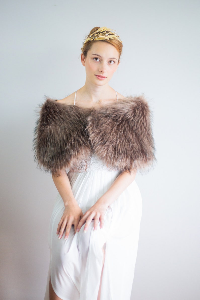 CLEARANCE Brown faux fur bridal wrap, Brown Fur Wrap, Bridal Faux Fur Stole Fur Shawl Cape, wedding faux fur wrap (Serena DBrw02)