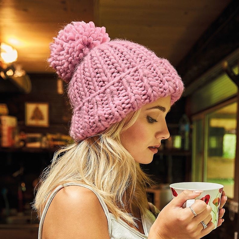 Oversized Chunky Knit Beanie. 2 Colours Bobble Hat Unisex Pink Navy Winter Essential Fashion Gifts Warm Cosy Hand Knitted Pom Pom Old Style