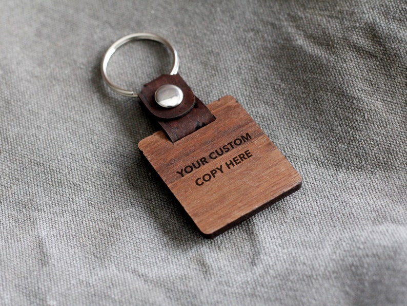 House Wooden Keychain / Home Sweet Home / Personalized House Keychain / Engraved Keychain / First Home / Custom Keychain