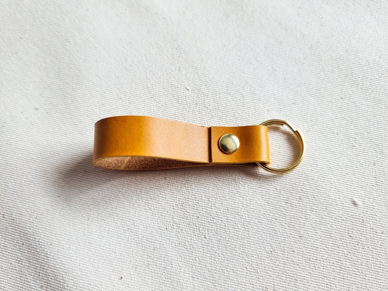 Loop Leather Keyring, Keychain, Key Fob | Small, Plain, and Simple | For Work and Home | Italian Leather | Handmade in the UK