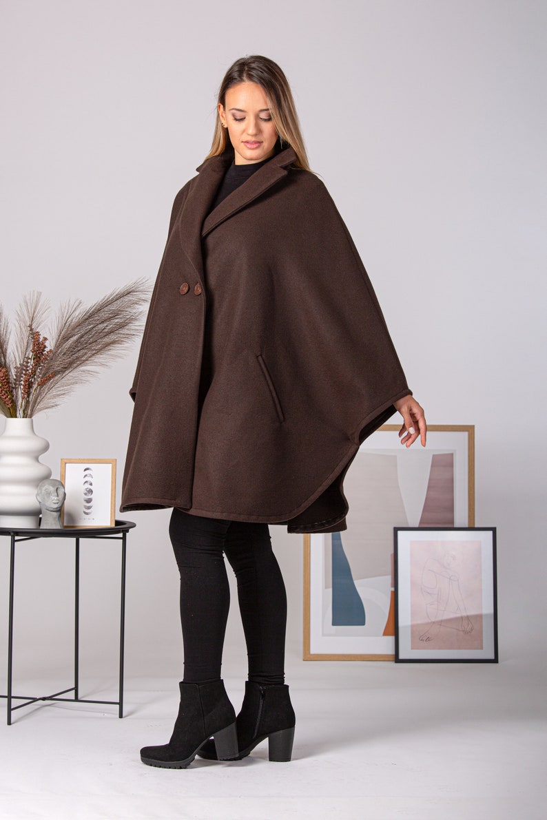 Winter Wool Cape Coat, Plus Size Poncho Jacket Coat, Oversized Cape with Buttons, Swing Cloak Coat, Wool Walking Cape, Ladies Short Cape