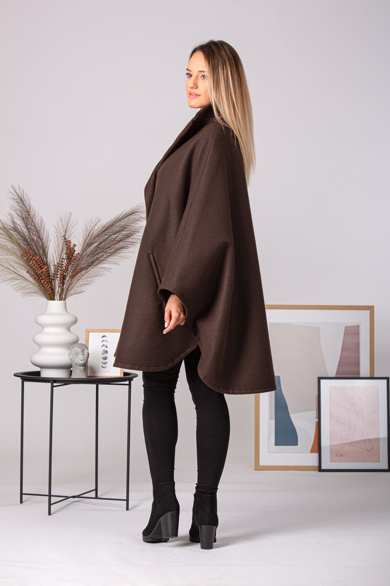 Winter Wool Cape Coat, Plus Size Poncho Jacket Coat, Oversized Cape with Buttons, Swing Cloak Coat, Wool Walking Cape, Ladies Short Cape