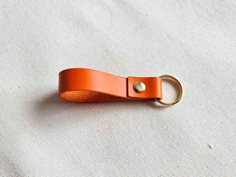 Loop Leather Keyring, Keychain, Key Fob | Small, Plain, and Simple | For Work and Home | Italian Leather | Handmade in the UK