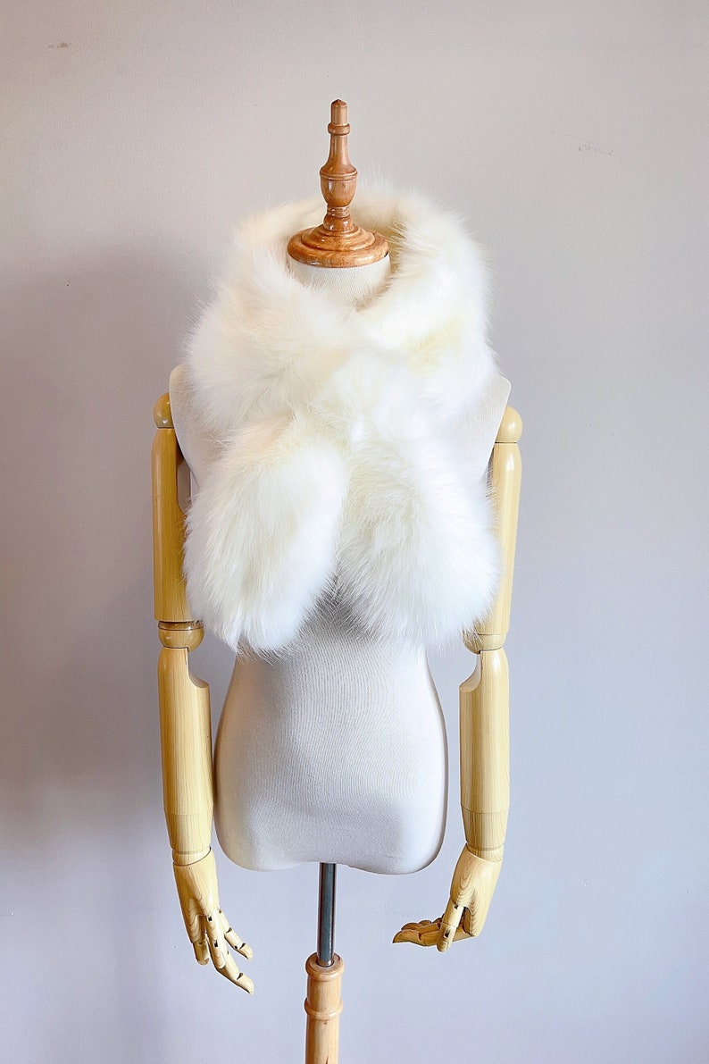 Faux Fur Scarf / Fur Scarf / Bridesmaid Gifts / Ivory Fur Scarf / Bridal Fur Scarf