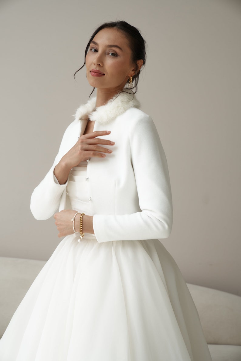 Winter bridal jacket, coat for wedding, ivory wedding jacket, cover for bride, winter bride, coat with cashmere, bridal fur, wool white coat