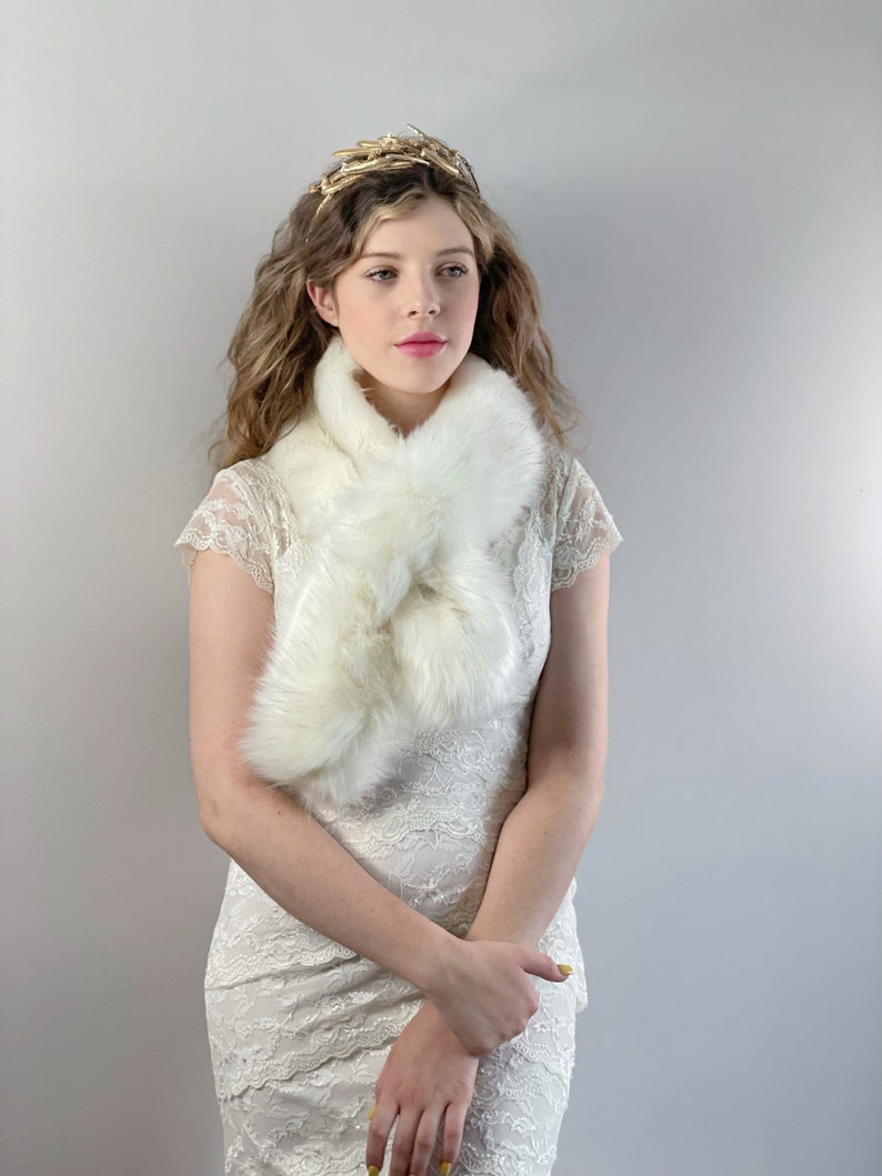 Faux Fur Scarf / Fur Scarf / Bridesmaid Gifts / Ivory Fur Scarf / Bridal Fur Scarf