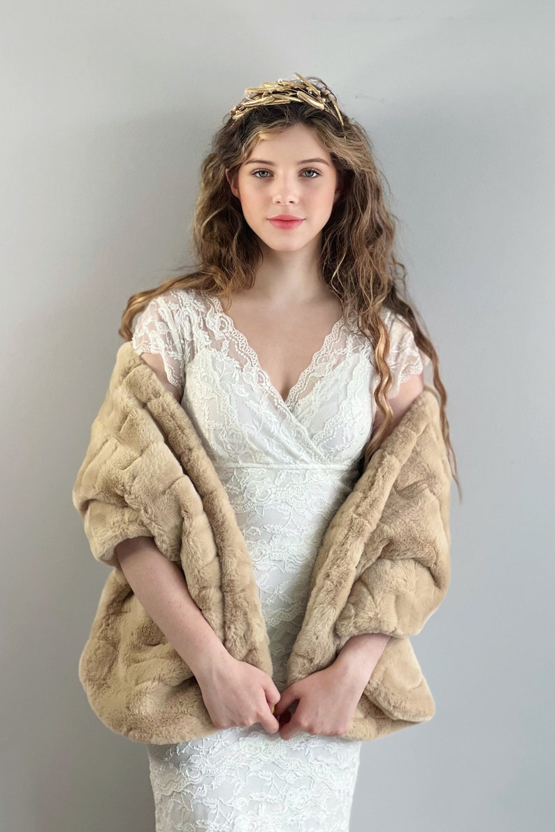 Beige Faux Fur Bridal Wrap, Wedding Fur Shawl, Fur Wrap, Bridal Faux Fur Stole, Cape (Jenny Brw04/Ivy04)