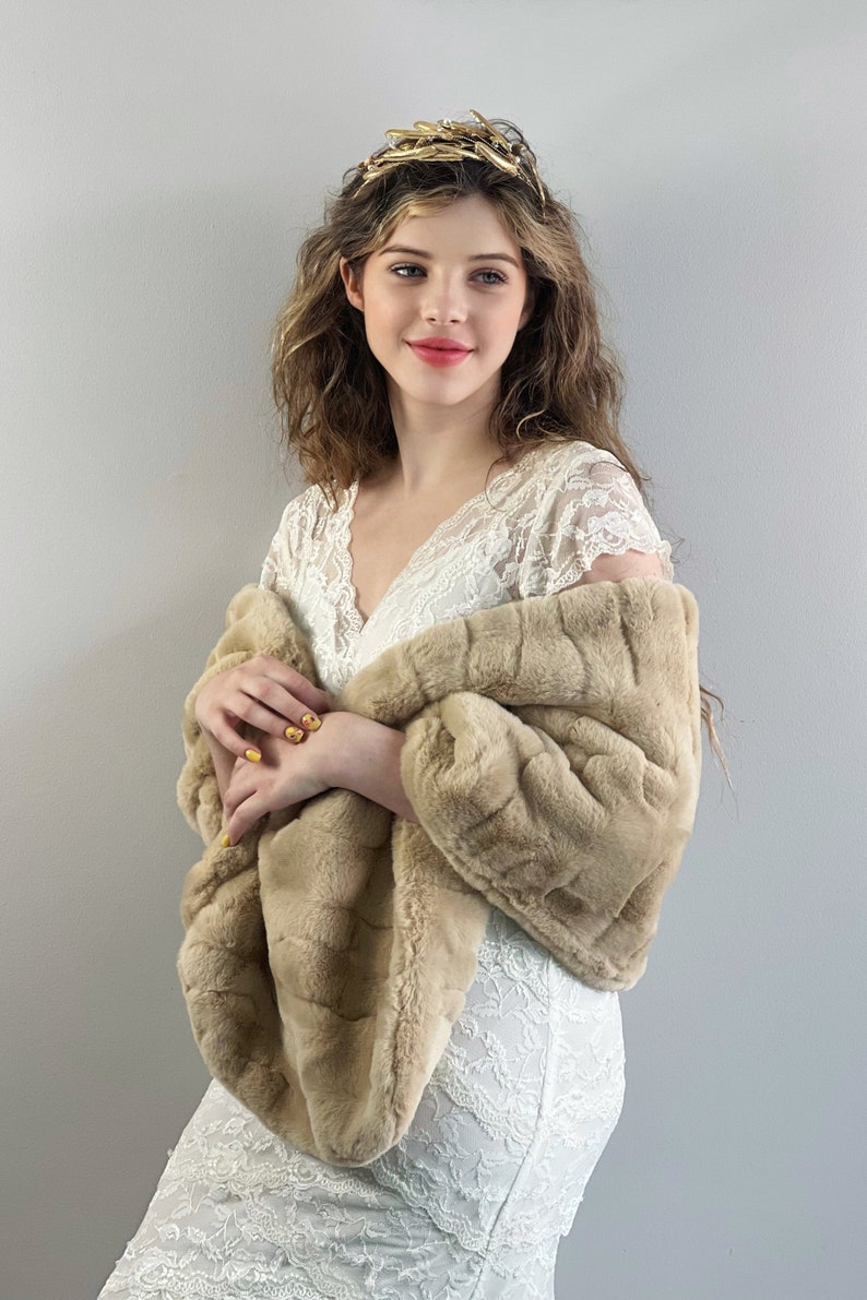 Beige Faux Fur Bridal Wrap, Wedding Fur Shawl, Fur Wrap, Bridal Faux Fur Stole, Cape (Jenny Brw04/Ivy04)