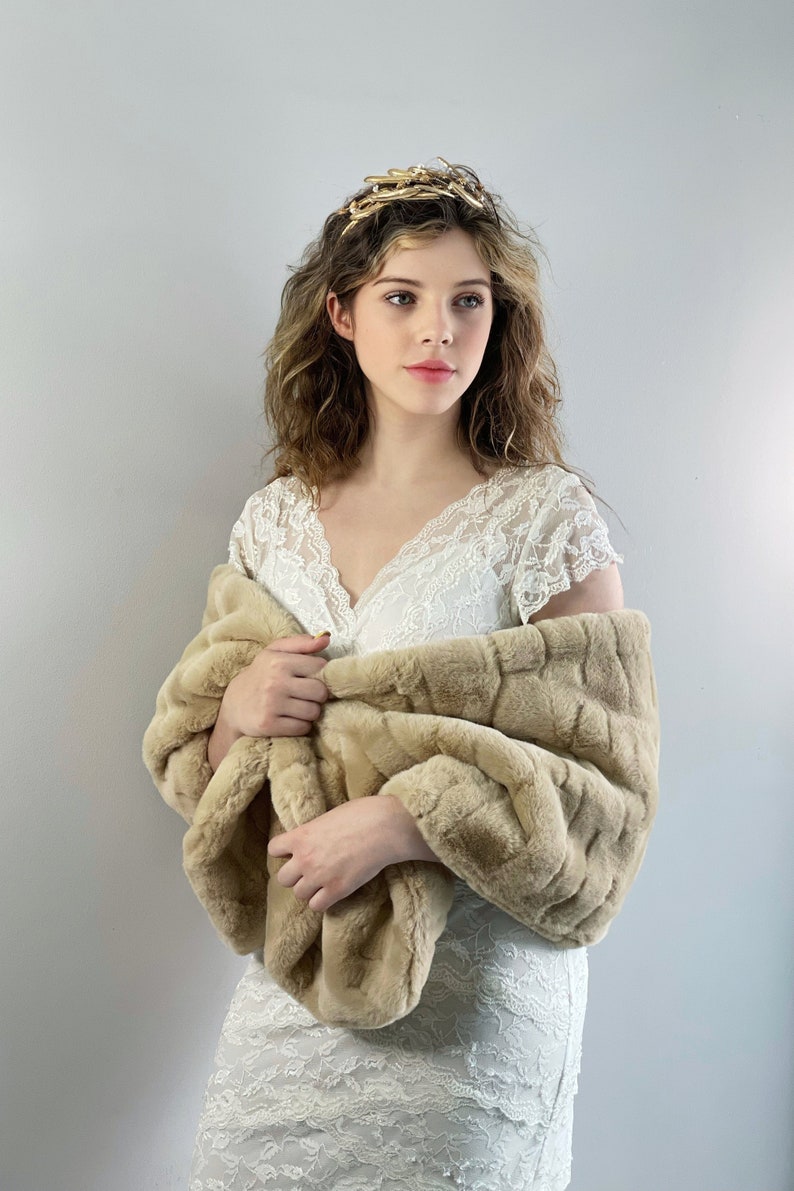 Beige Faux Fur Bridal Wrap, Wedding Fur Shawl, Fur Wrap, Bridal Faux Fur Stole, Cape (Jenny Brw04/Ivy04)