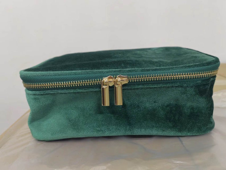 Personalized Makeup Bag,Velvet Makeup Bag,Cosmetic Brush Bag, Custom, Monogram, Velvet Brush Bag, Christmas Gift, Holiday Gift, Bridesmaid