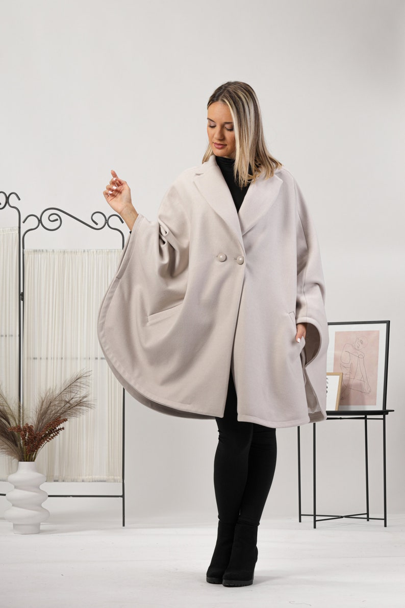 Winter Wool Cape Coat, Plus Size Poncho Jacket Coat, Oversized Cape with Buttons, Swing Cloak Coat, Wool Walking Cape, Ladies Short Cape