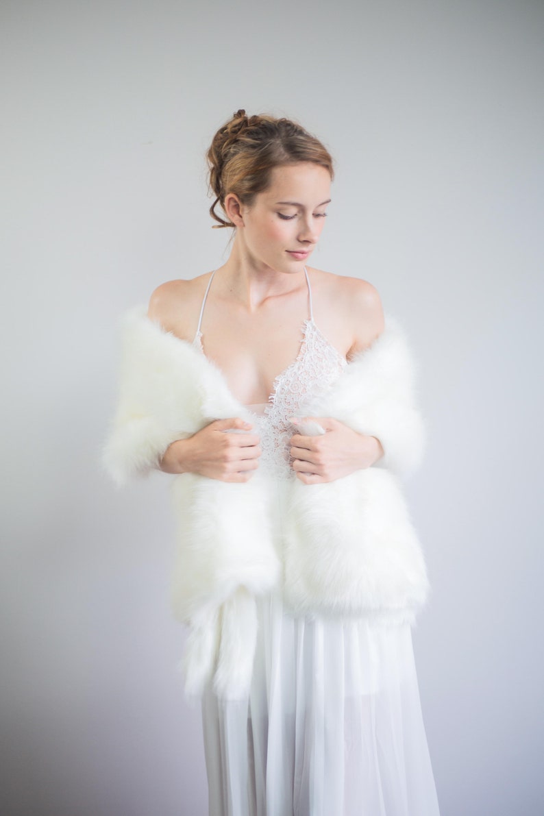 Ivory Faux Fur Bridal Wrap, Wedding Fur shrug, Ivory Fur Wrap, Bridal Faux Fur Stole Shawl Cape, wedding faux fur wrap (Lilian Ivy03) Sale