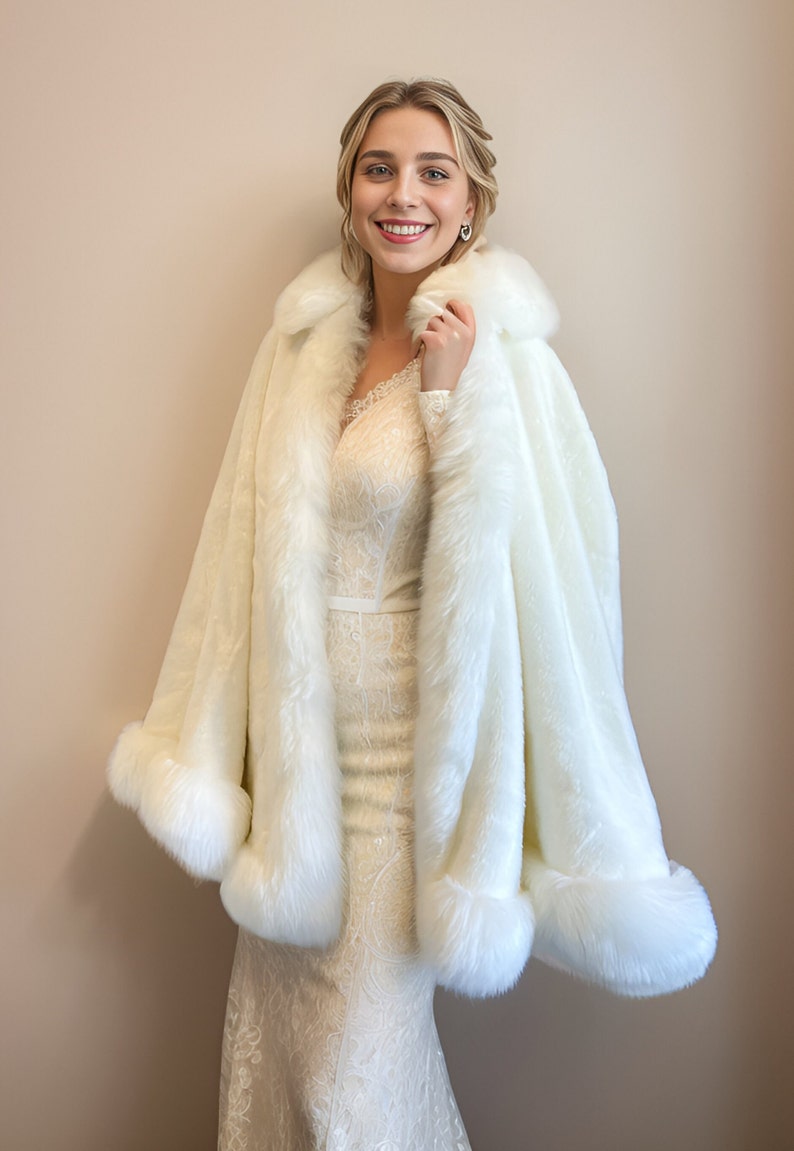 Ivory Faux Fur Bridal Cape, Wedding Faux Fur Coat, Bridal Cape, Hooded Cape, Hooded Fur Cloak, Fur Cape, Snow Wedding (Juliet Wht01)