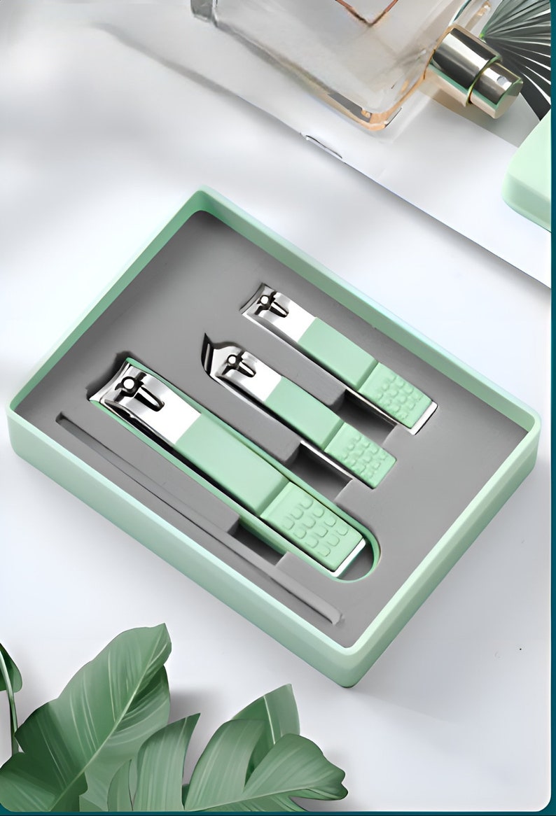 Customized Three Nail Clippers, Stainless steel nail cutter, Toenail Clipper cutters, Personalized Nail Clippers.