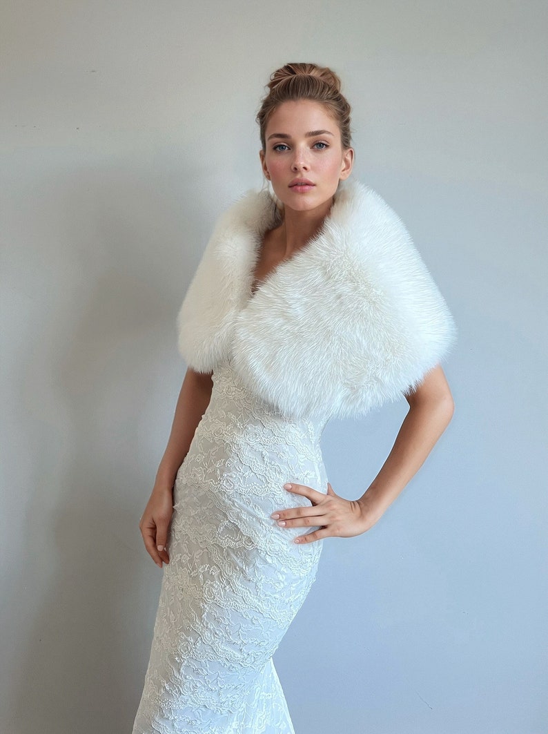 Off White / Soft Ivory Faux Fur Shawl, Faux Fur Wrap, Wedding Fur Wrap, Bridal, Winter Wedding Cover-Up, Bridesmaids Gifts (Serena Ivy07)