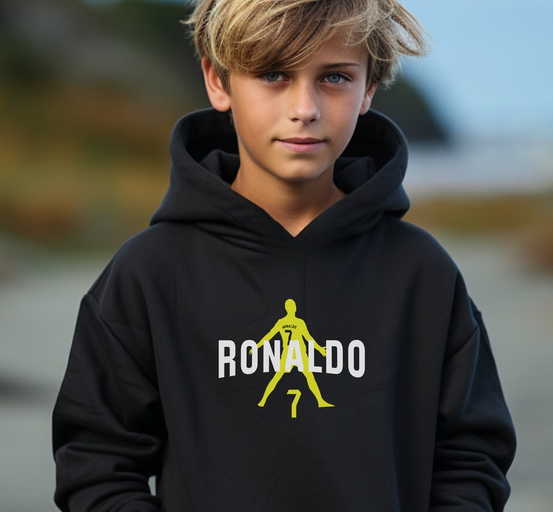 Cristiano Ronaldo CR7 T-shirt Unisex youth Hoodie with Front Design, CR7 Ronaldo youth Birthday Christmas Gifts Hooddie CR7