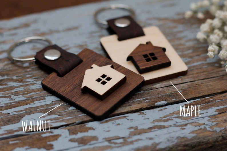 House Wooden Keychain / Home Sweet Home / Personalized House Keychain / Engraved Keychain / First Home / Custom Keychain