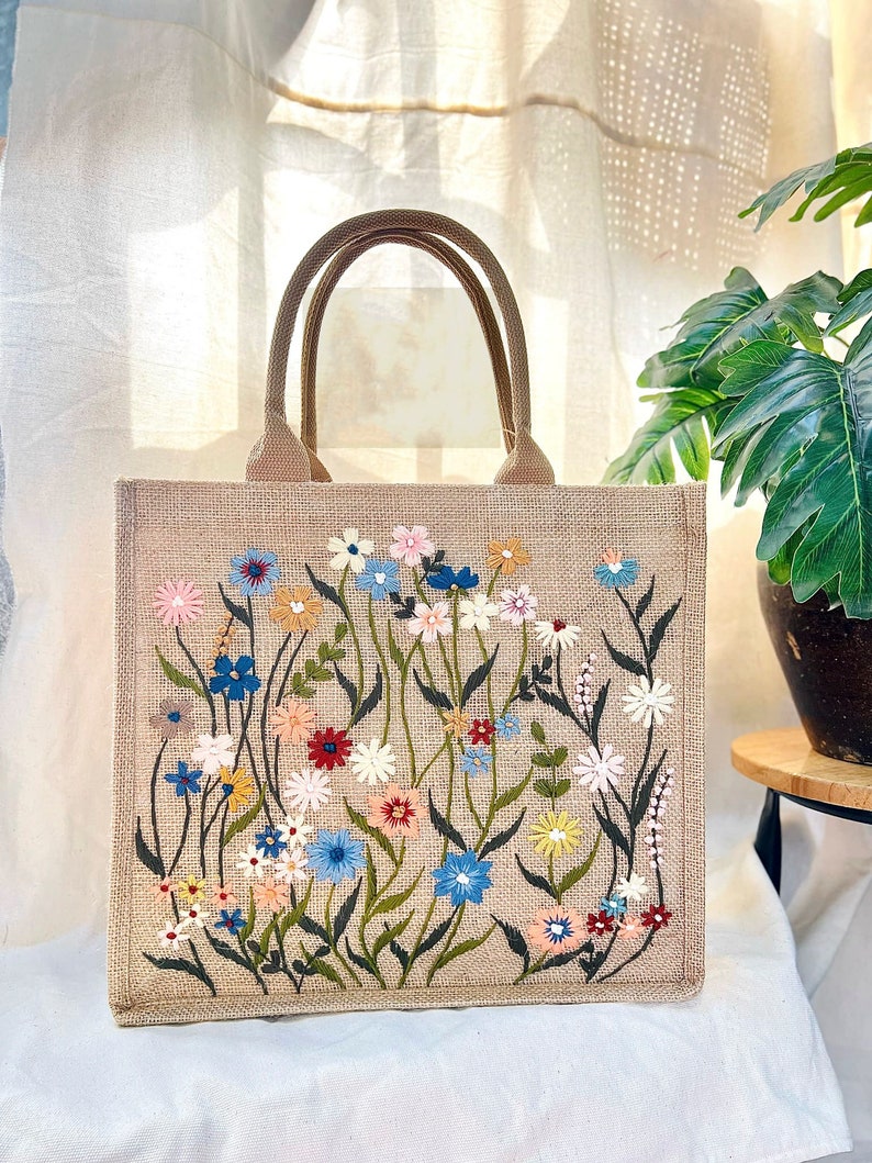 Hand Embroidered Burlap Bag, Flower Garden Jute Bag, Cute Market Bag, Eco Friendly Beach Bag, Aesthetic Bag, Handmade Tote Bag