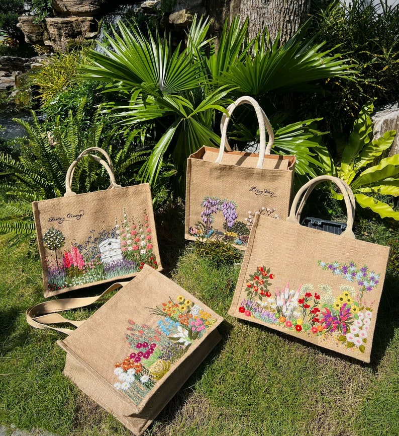 Hand Embroidered Burlap Bag, Flower Garden Jute Bag, Cute Market Bag, Eco Friendly Beach Bag, Aesthetic Bag, Handmade Tote Bag