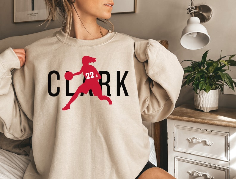 Caitlin Clark Sweatshirt Women WNBA Sweater Caitlin Clark Indiana Fever Shirt Men Fever Unisex Sweatshirt Caitlin Clark MVP Swag WNBA Fever