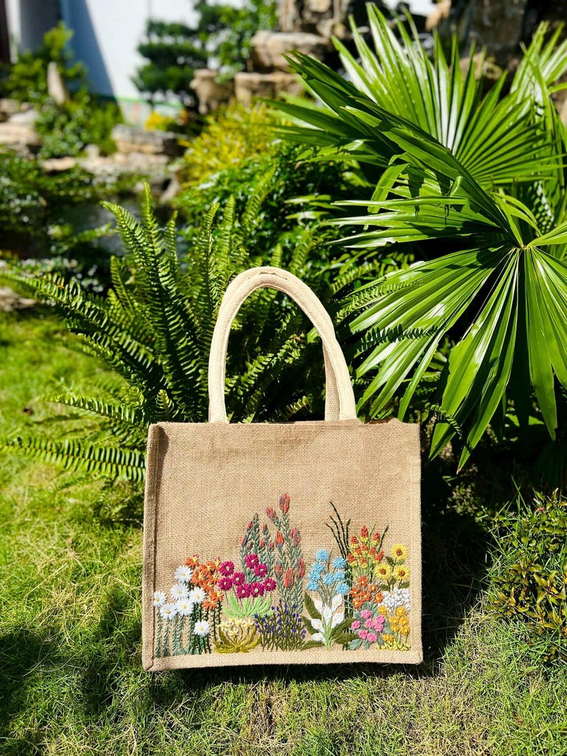 Hand Embroidered Burlap Bag, Flower Garden Jute Bag, Cute Market Bag, Eco Friendly Beach Bag, Aesthetic Bag, Handmade Tote Bag