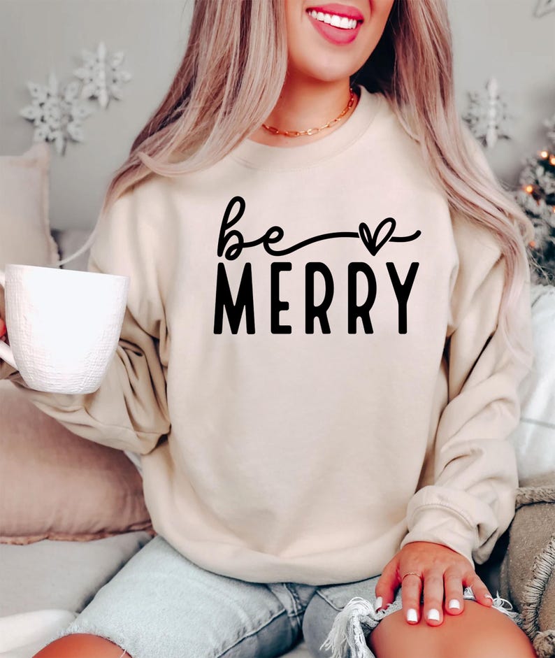 Merry Christmas Sweater, Christmas Sweatshirt, Fall Winter Cozy Outfit, Christmas Outfit, Merry Sweatshirt, Christmas Gifts For Women