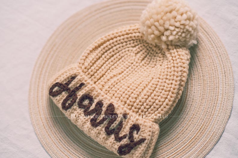 Personalized Knit Pom Pom Beanie for Kids: Cozy Embroidered Winter Hat – A Thoughtful Gift for Infants and Toddlers!