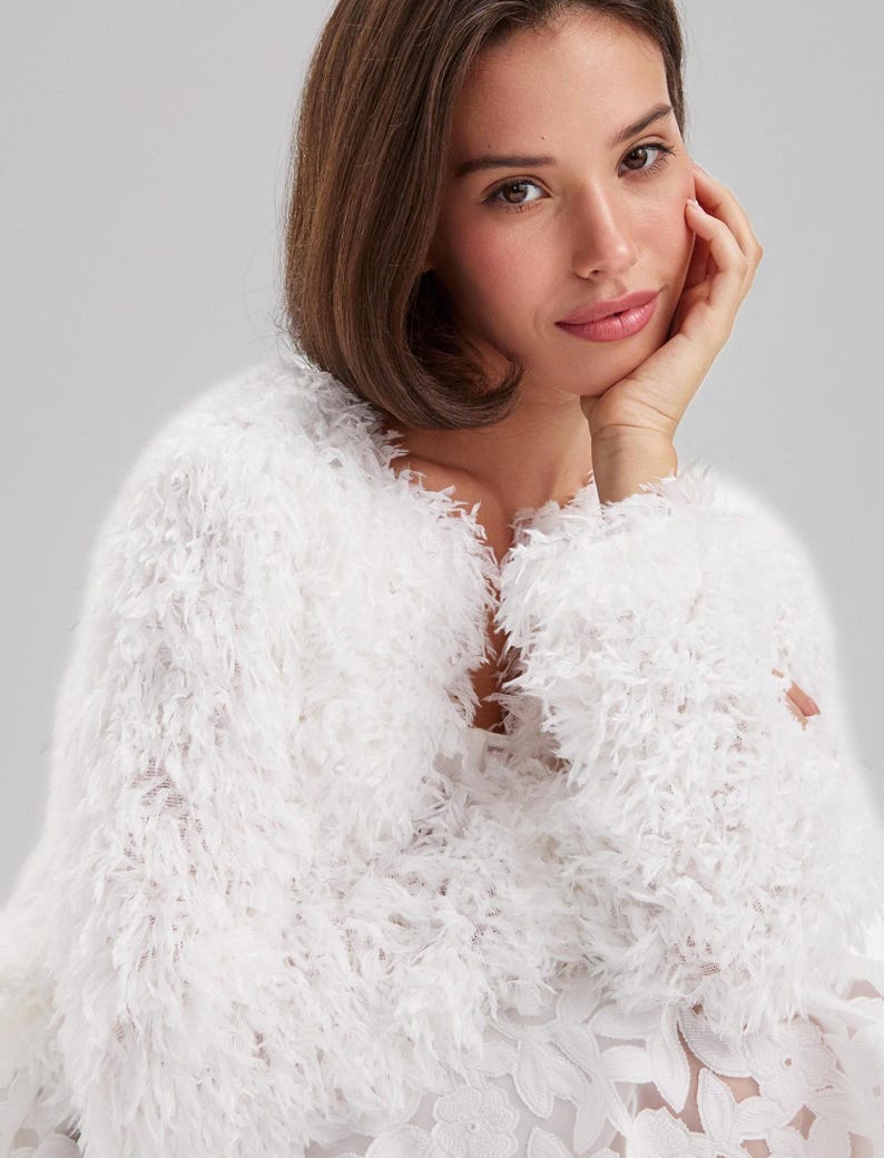 Fur jacket, white faux fur bridal shawl, feather crop jacket, wedding fur stole, winter wedding fur stole wrap, faux fur shrug, ivory wrap