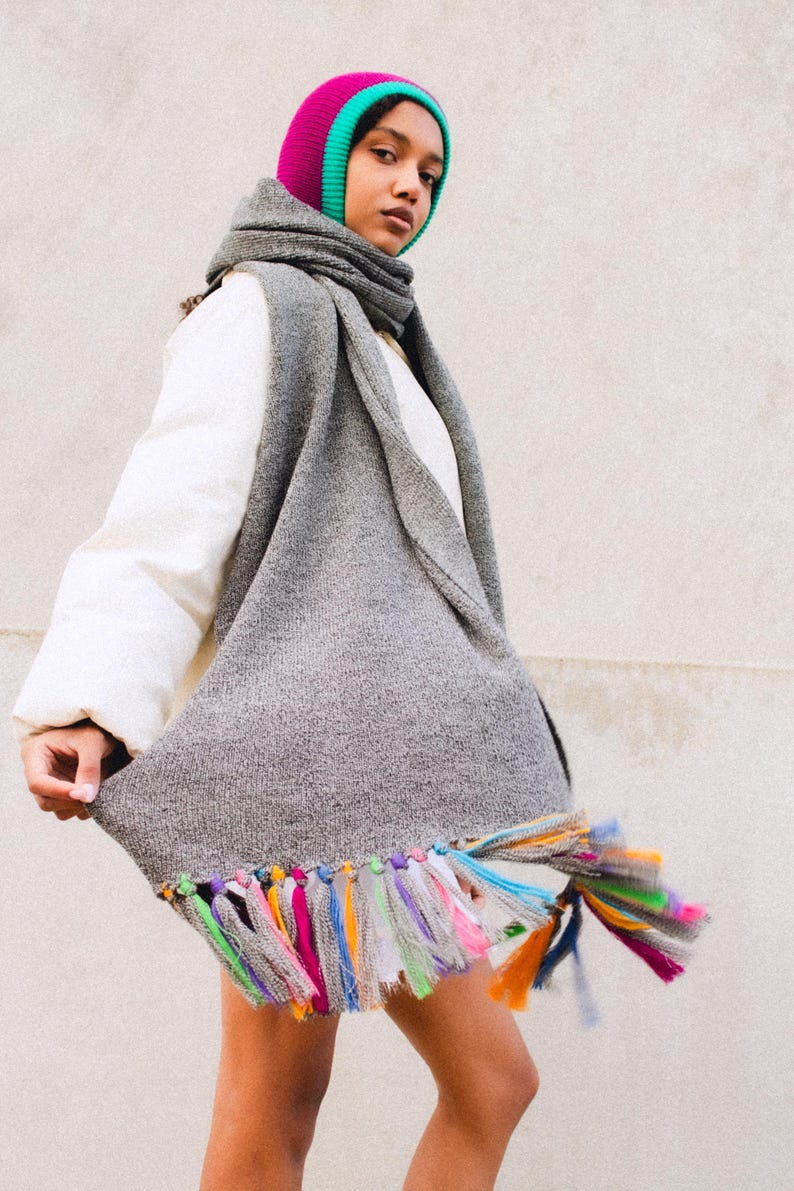 Merino wool oversized scarf in gray & multicolored tassels