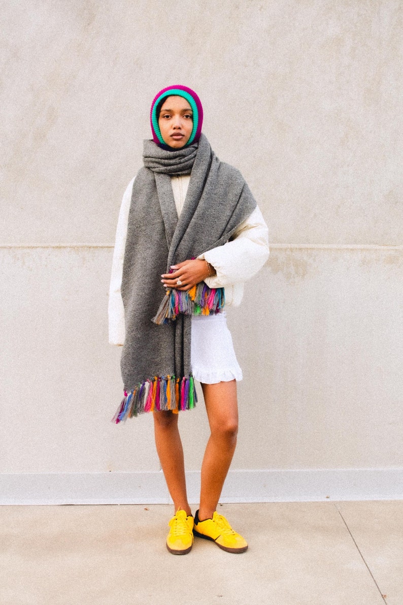 Merino wool oversized scarf in gray & multicolored tassels