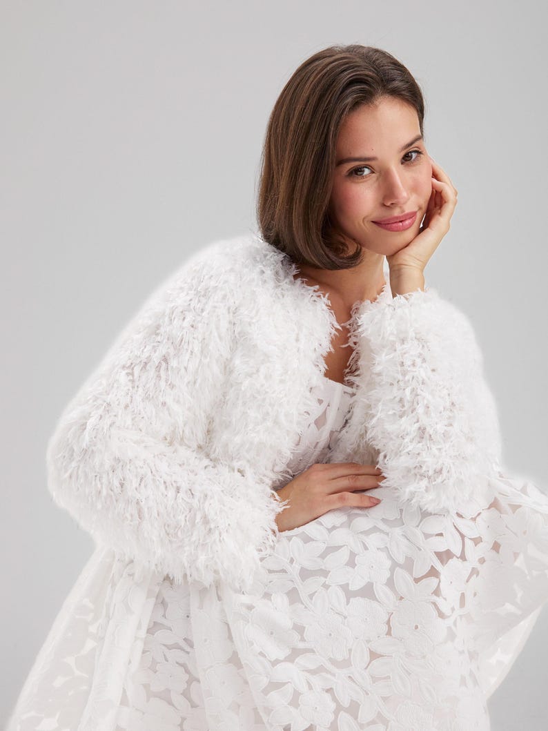 Fur jacket, white faux fur bridal shawl, feather crop jacket, wedding fur stole, winter wedding fur stole wrap, faux fur shrug, ivory wrap