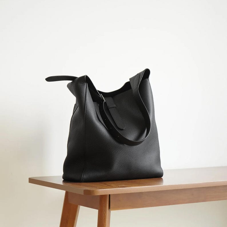 Genuine Leather Hobo Bag, Minimalist Tote Bag, Elegant Leather Shoulder Bag, Commuter Bag